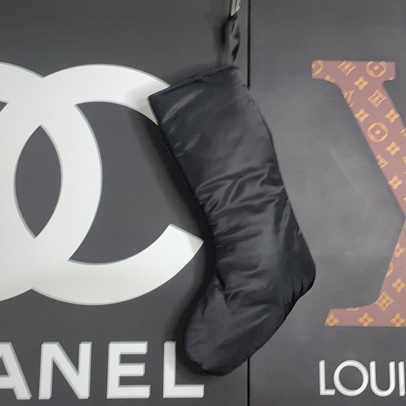 MAC Stocking M•A•C Cosmetics Stocking MAC Christmas Stocking Limited Edition - Picture 9 of 9